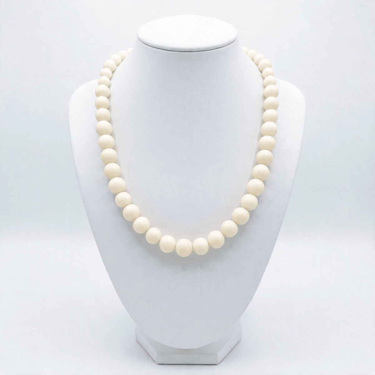 Collar de tagua artesanal blanco