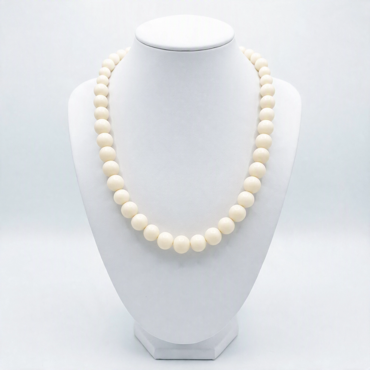 Collar de tagua artesanal blanco